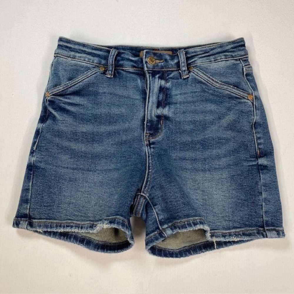 Judy Blue High Rise Medium Wash Raw Hem Denim Shorts JB150301 MD-CO Women Size M